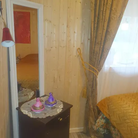 Διαμέρισμα For Rent Just In Front Of The Midnight Sun Staircase *